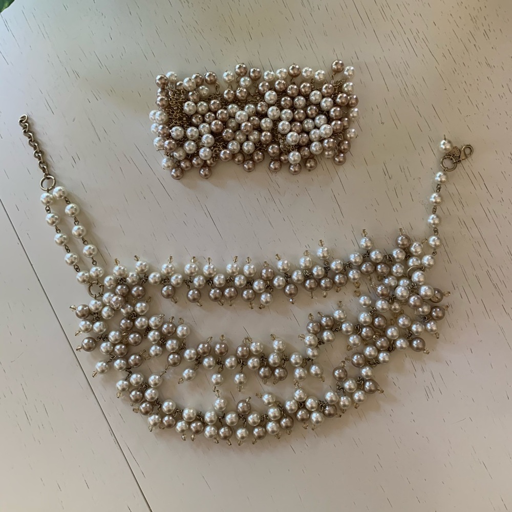 Stella & Dot Pearl Necklace and Bracelet Set